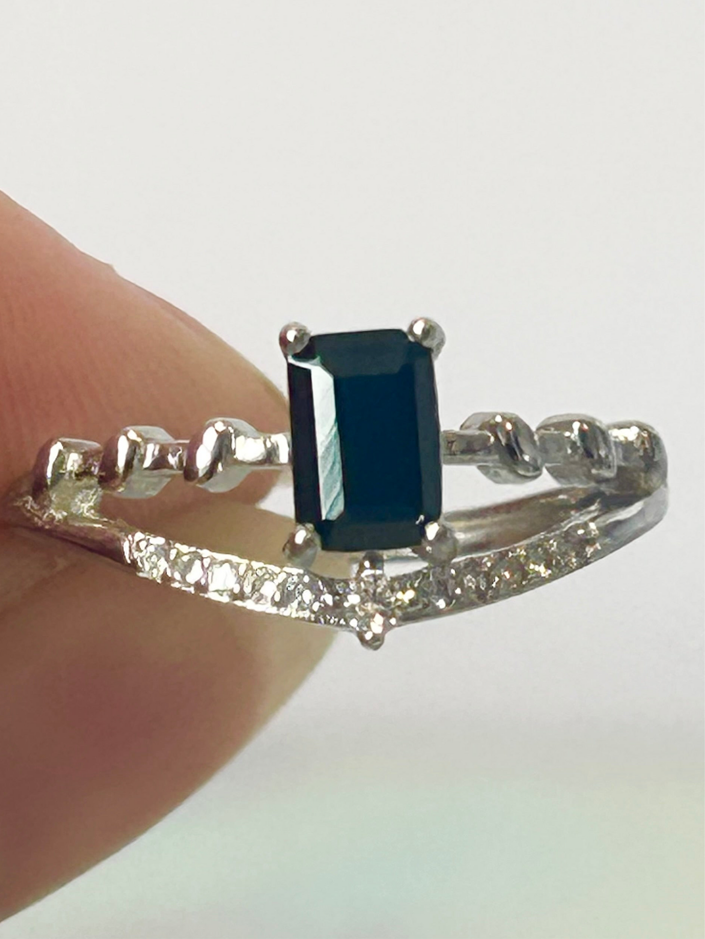 Black Spinal Stainless Steel Adjustable Rings