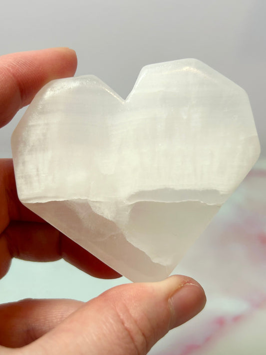 Mangano Calcite Heart B