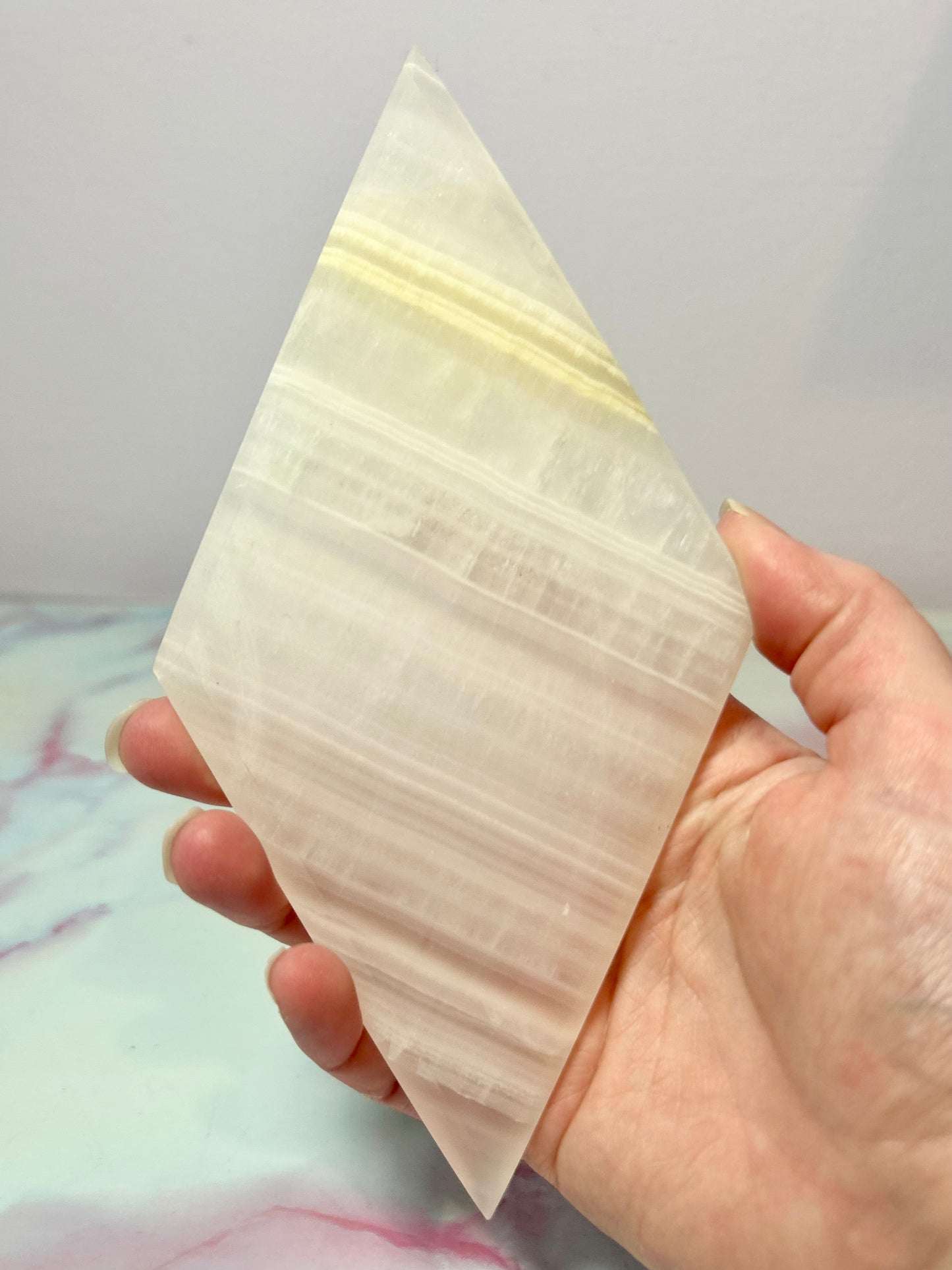Mangano Calcite Diamond
