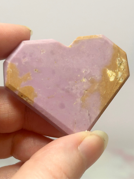 Phosphosiderite Heart